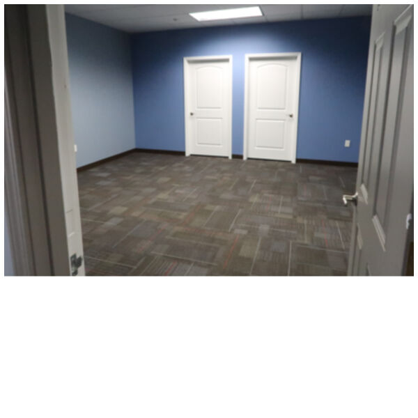 525 Wheatfield Suite 40, $890 mo, 500sf 2 Thumbnail