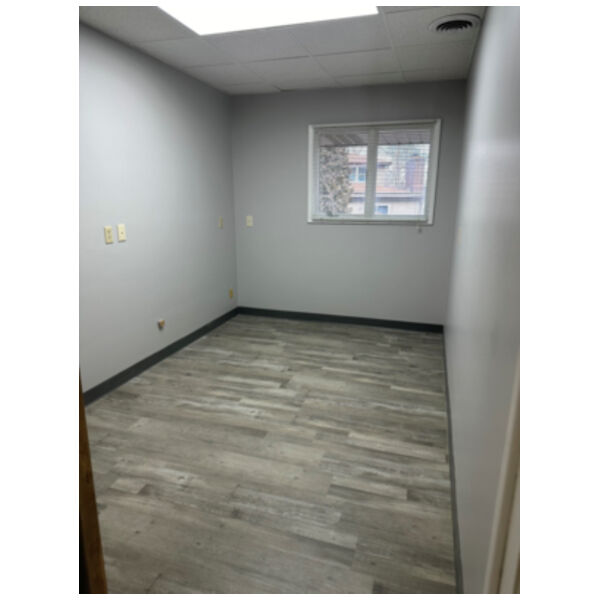 1089 Kinkead Ave N. Tonawanda, 100SF, $450, #215 1089 Kinkead Ave N. Tonawanda, 100SF, $450, #215 Thumbnail